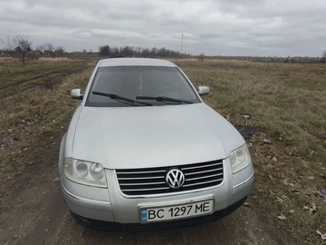 Авто Volkswagen Passat Sedan 2000 № 8393834