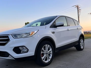 Авто Ford Escape 2016 № 8393984
