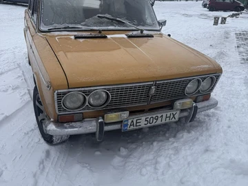 Авто ВАЗ 2103 1976 № 8394007
