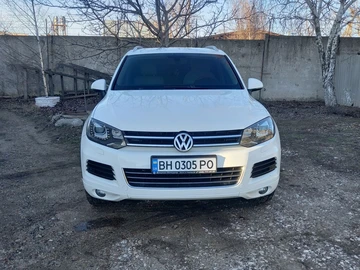 Авто Volkswagen Touareg 2011 № 8394361