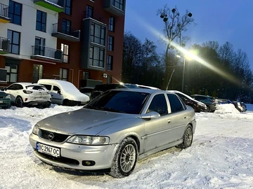Авто Opel Vectra 2001 № 8394378