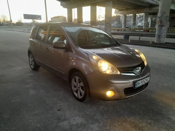Авто Nissan Note 2010 № 8394386