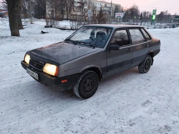 Авто ВАЗ 21099 1993 № 8394399