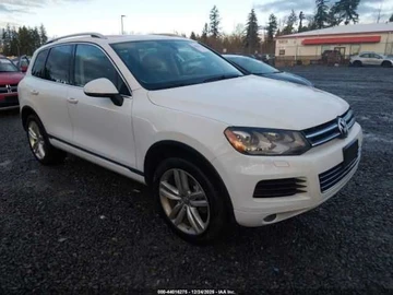 Авто Volkswagen Touareg 2014 № 8394606