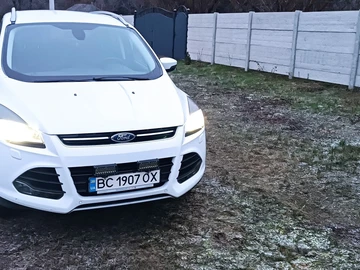 Авто Ford Kuga 2013 № 8395023