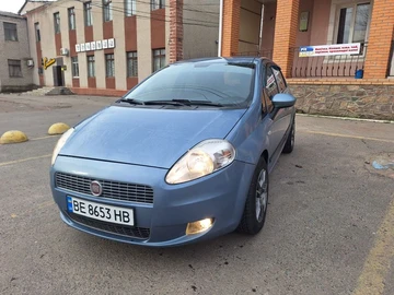 Авто Fiat Grande Punto 2010 № 8395028