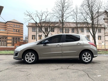 Авто Peugeot 308 2011 № 8395397