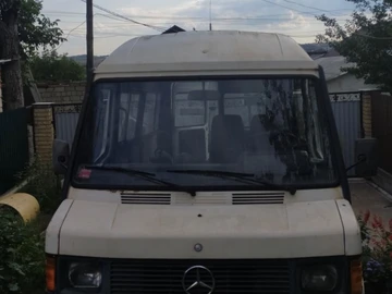 Авто Mercedes Mb 1995 № 8395413