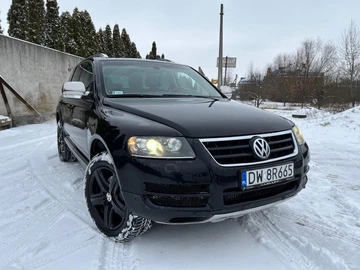 Авто Volkswagen Touareg 2005 № 8395418