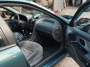 Авто Renault Laguna 1995 № 8395589