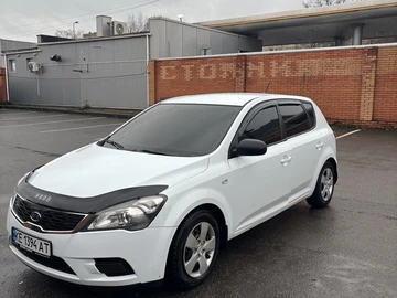 Авто KIA Cee X27 D 2012 № 8395670