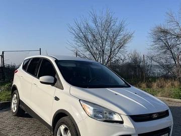 Авто Ford Escape 2013 № 8395911