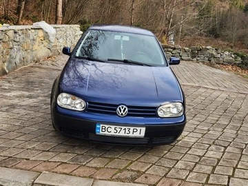 Авто Volkswagen Golf 2000 № 8396089