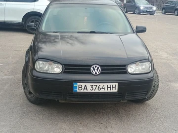 Авто Volkswagen Golf 2000 № 8396514