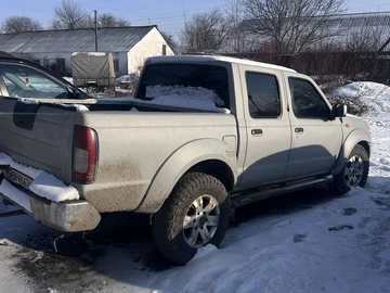 Авто Nissan Navara 2005 № 8396697