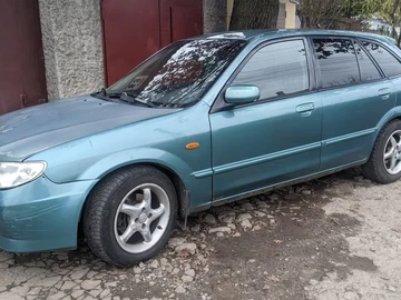 Авто Mazda 323 2001 № 8396869