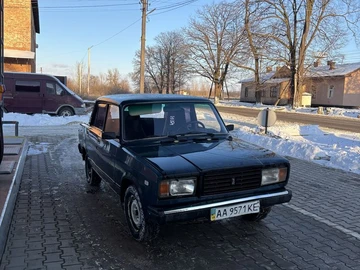 Авто ВАЗ 2107 2004 № 8397131