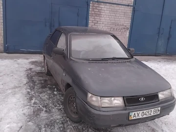Авто ВАЗ 2110 2001 № 8397599