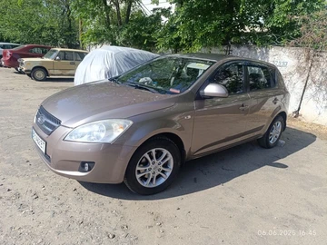 Авто KIA Cee X27 D 2008 № 8397651