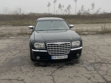Авто Chrysler 300C 2005 № 8397684
