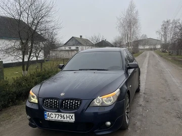 Авто BMW 5 Серия 2003 № 8397876
