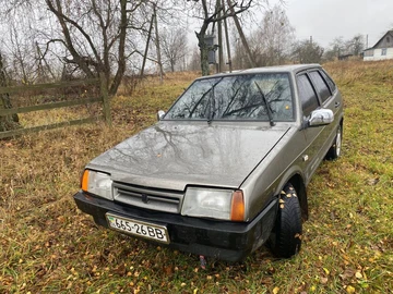 Авто ВАЗ 2109 1995 № 8397884