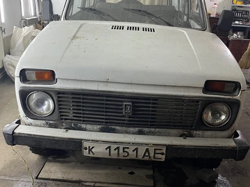 Авто ВАЗ 2121 1992 № 8397899