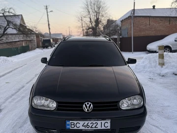 Авто Volkswagen Golf 2001 № 8398096