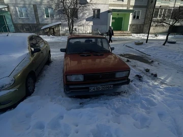 Авто ВАЗ 2105 1990 № 8398335