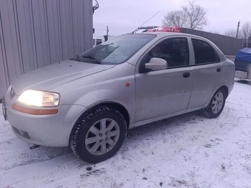 Авто Chevrolet Aveo 2004 № 8398355
