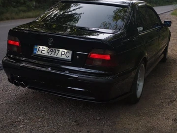 Авто BMW 5 Серия 1996 № 8399190