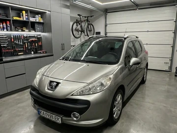 Авто Peugeot 207 2009 № 8399399