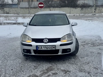 Авто Volkswagen Golf 2005 № 8399434