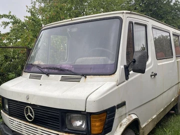 Авто Mercedes 280 1979 № 8399609