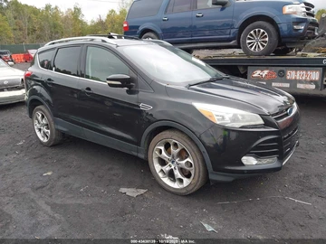 Авто Ford Escape 2015 № 8399659