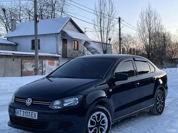 Авто Volkswagen Polo 2013 № 8400003