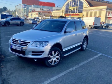 Авто Volkswagen Touareg 2007 № 8400004