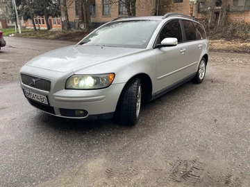 Авто Volvo V50 2004 № 8400021