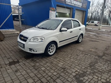 Авто Chevrolet Aveo 2011 № 8400060
