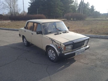 Авто ВАЗ 2107 1990 № 8400129