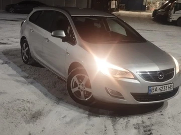 Авто Opel Astra 2012 № 8400391