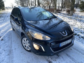 Авто Peugeot 308 2011 № 8400506