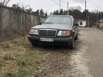 Авто Mercedes 220 1993 № 8400604