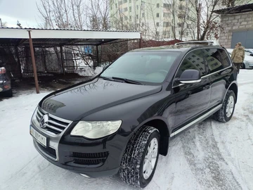 Авто Volkswagen Touareg 2007 № 8401073