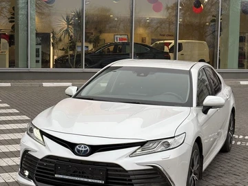 Авто Toyota Camry 2021 № 8401075