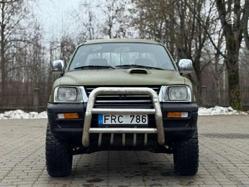 Авто Mitsubishi L 200 2004 № 8401168