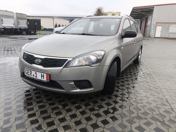 Авто KIA Cee X27 D 2011 № 8401184