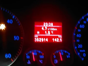 Авто Volkswagen Touran 2004 № 8401193