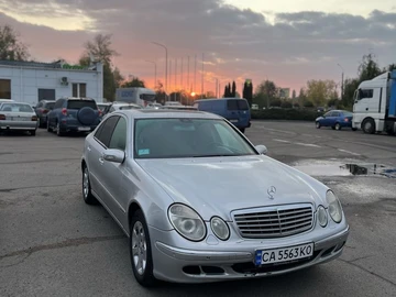 Авто Mercedes E Серия 2002 № 8401355