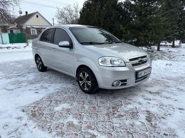 Авто Chevrolet Aveo 2009 № 8401381